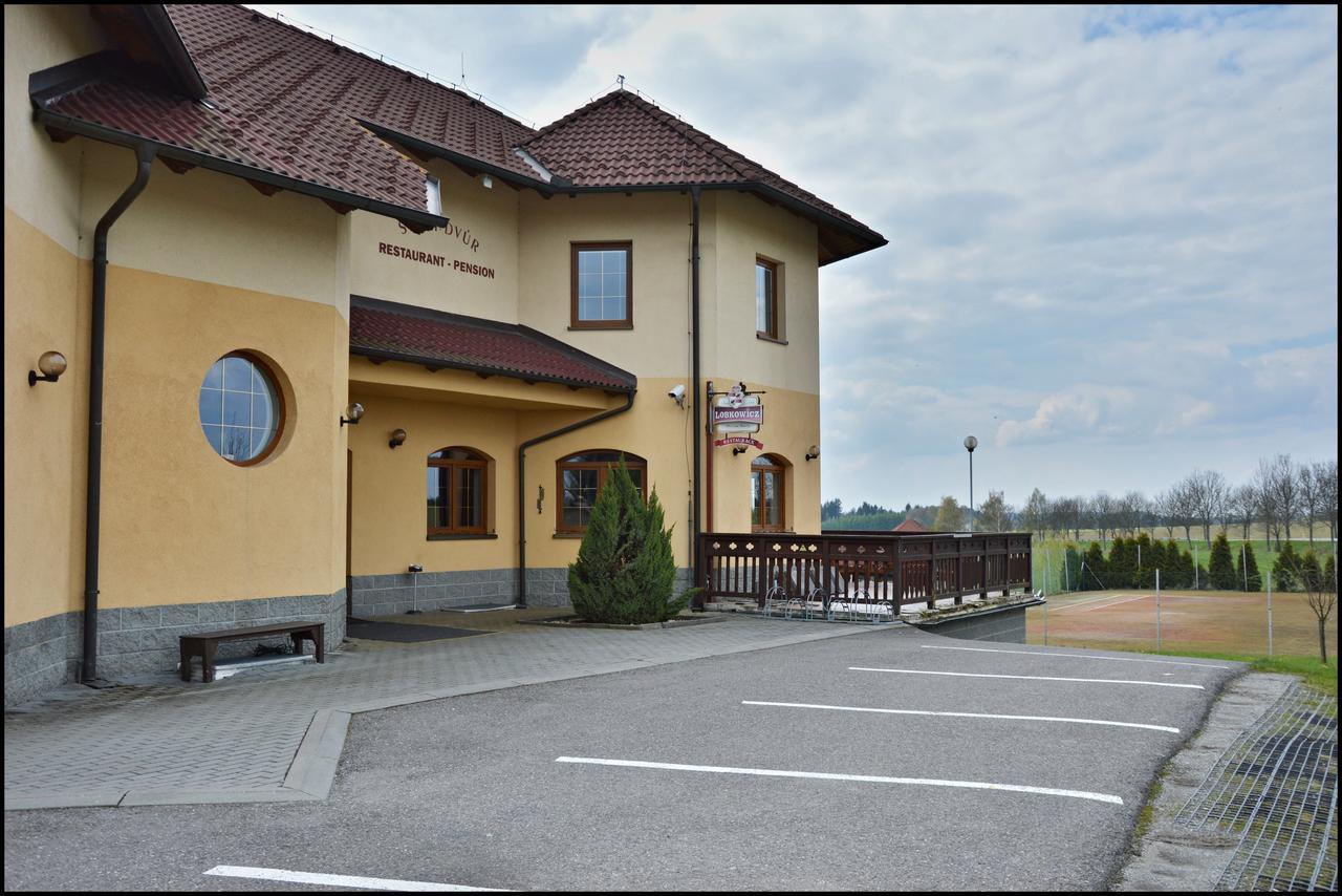 Starý Dvůr